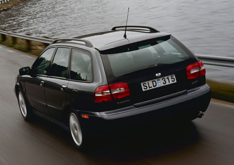 Volvo V40 (1996-04) (4)