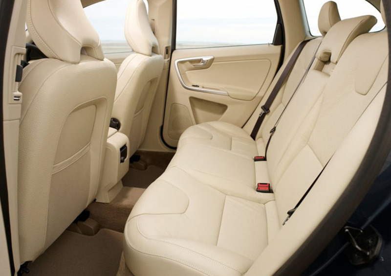 Volvo XC60 (2008-18) (41)