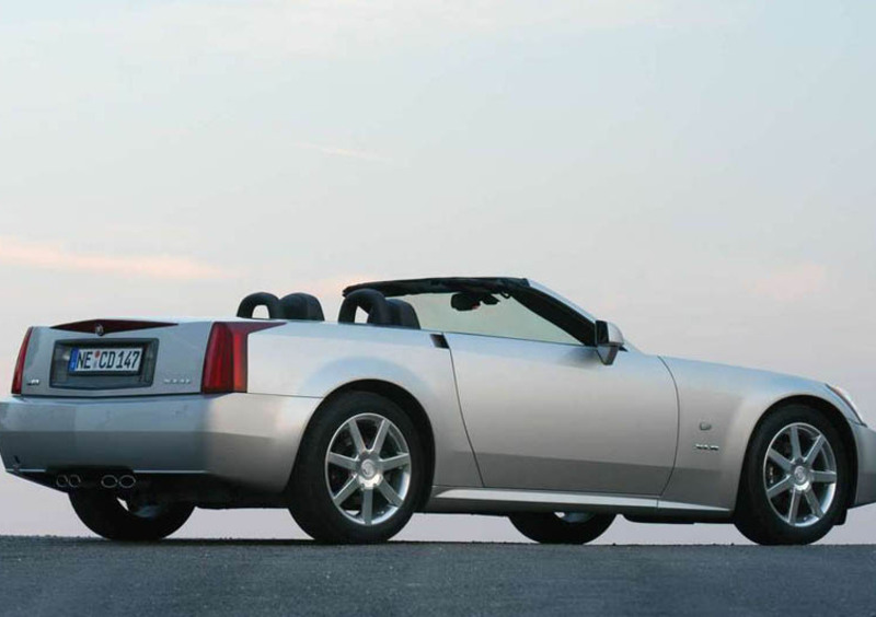 Cadillac XLR (2004-09) (3)