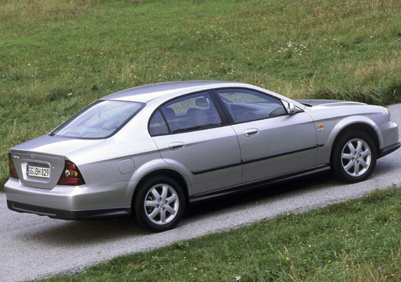 Daewoo Evanda (2002-05) (2)