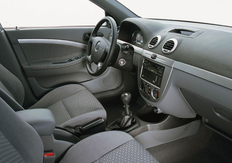 Daewoo Lacetti (2004-05) (10)