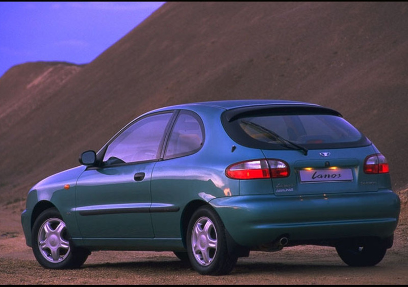 Daewoo Lanos (1997-04) (4)