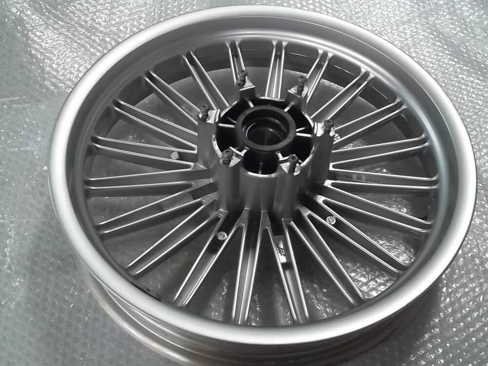 CERCHIO ANTERIORE Piaggio BEVERLY (2)