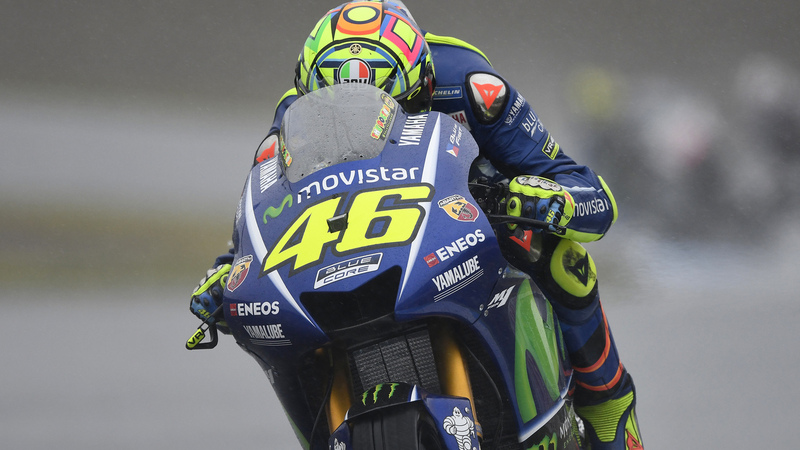 MotoGP 2017. Rossi: "La M1 2016 migliore della 2017"