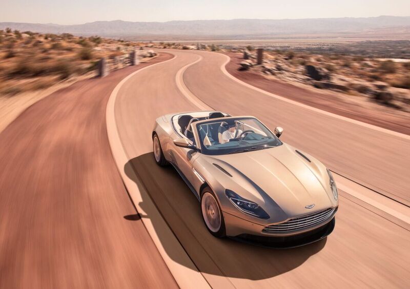 Aston Martin DB11 Volante, dopo la Coup&eacute; ecco la cabriolet