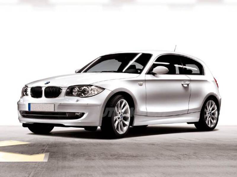 BMW Serie 1 116i cat 3 porte Attiva 