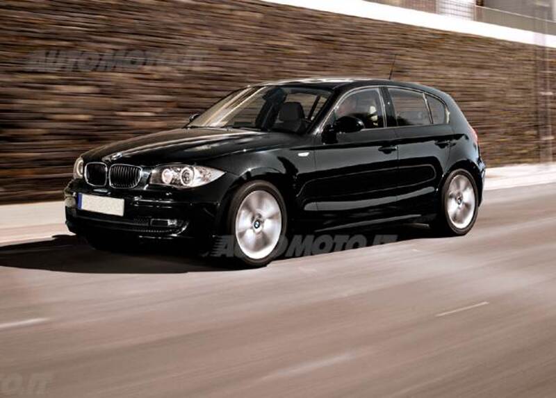 BMW Serie 1 118i cat 5 porte Attiva