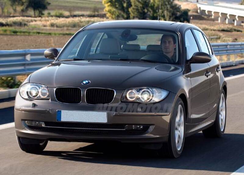 BMW Serie 1 130i cat 5 porte Futura