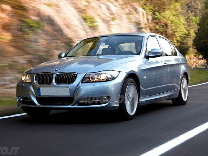 BMW Serie 3 330i cat xDrive Attiva