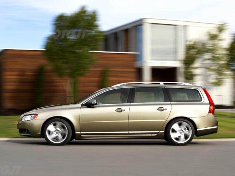 Volvo V70 T5 Powershift R-design