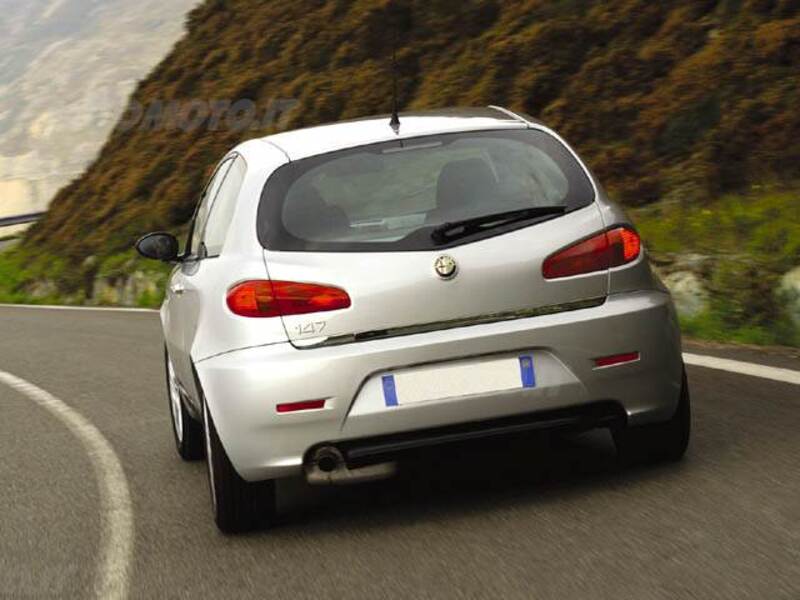 Alfa Romeo 147 1.9 JTD (115) 3 porte Progression