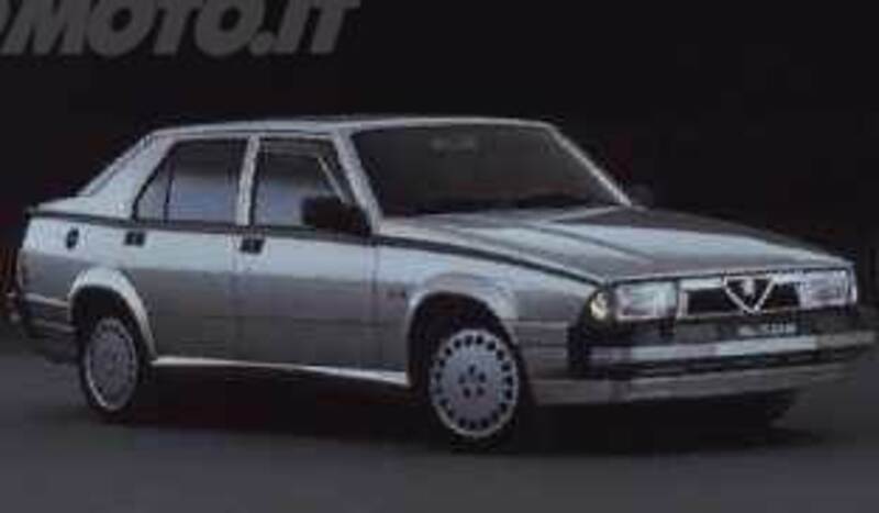 Alfa Romeo 75 3.0i V6 cat