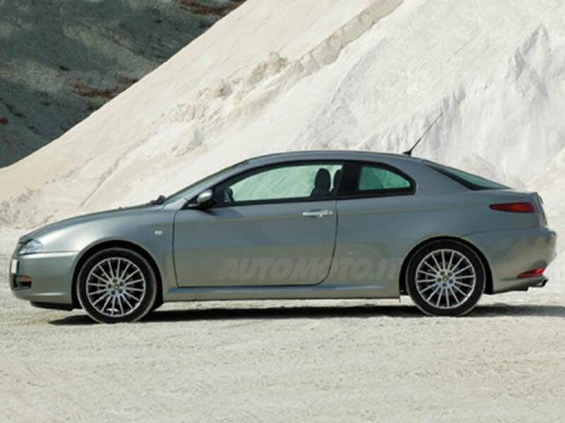 Alfa Romeo GT 1.9 JTDM 16V Sport 