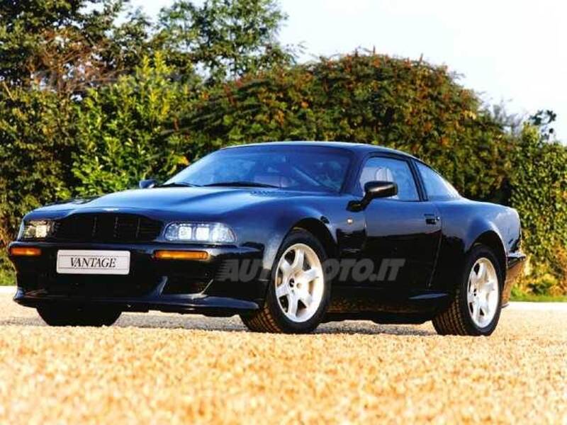 Aston Martin Vantage Vantage