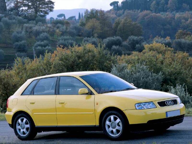 Audi A3 1.8 T/180 CV cat 5p. quattro Attraction