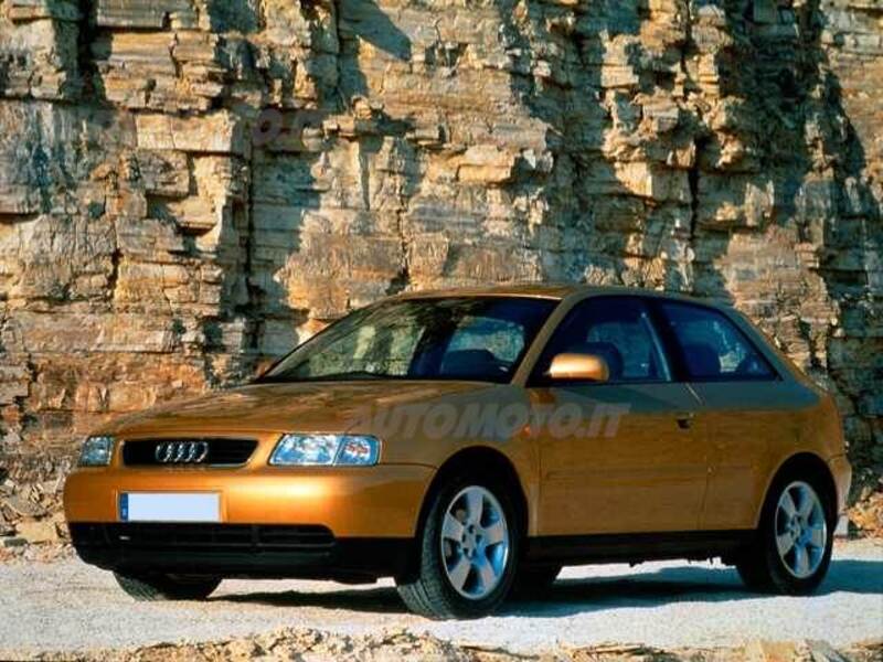 Audi A3 1.8 turbo 20V cat 3p. Attraction