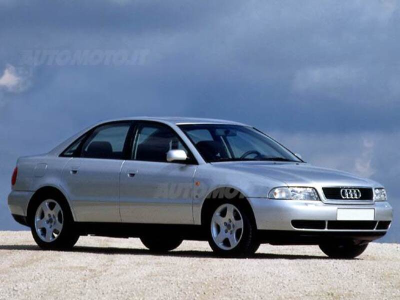 Audi A4 1.8 T/180 CV cat quattro