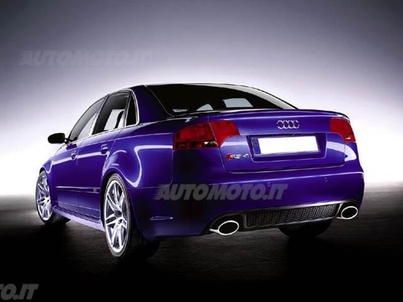 Audi S4 4.2 V8 quattro