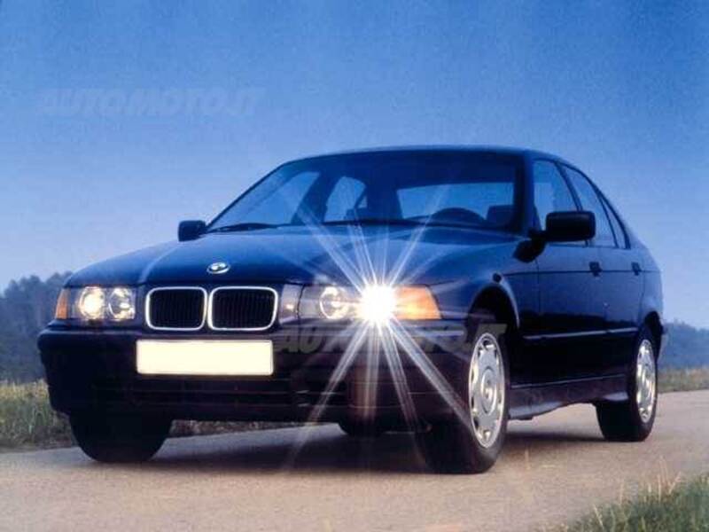 BMW Serie 3 318i cat 4 porte