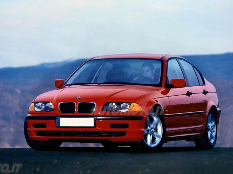 BMW Serie 3 328i cat 4 porte