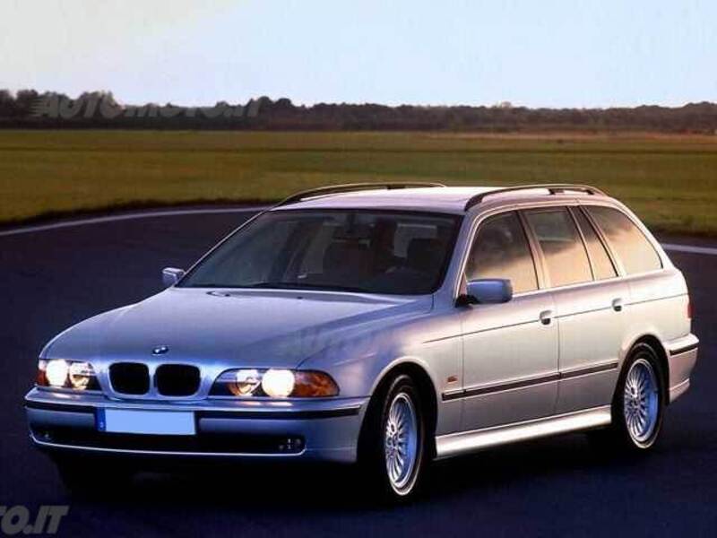 BMW Serie 5 Touring 520d cat  Attiva 