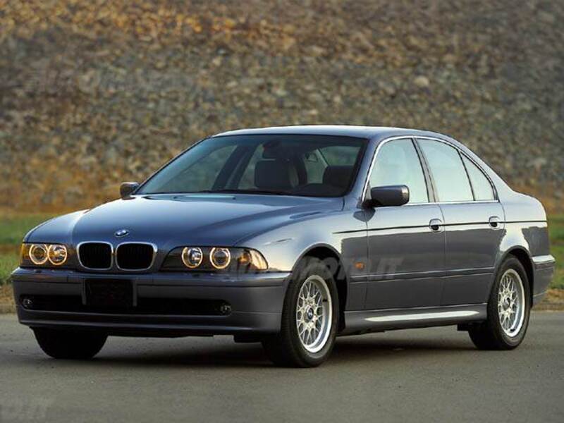BMW Serie 5 520i 2.2 cat Attiva