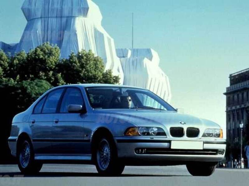 BMW Serie 5 523i 24V cat