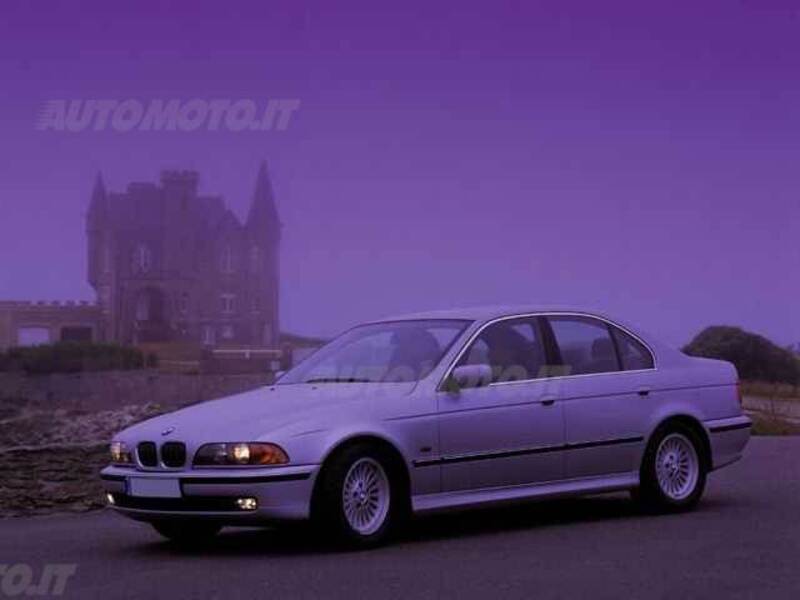 BMW Serie 5 528i 24V cat 