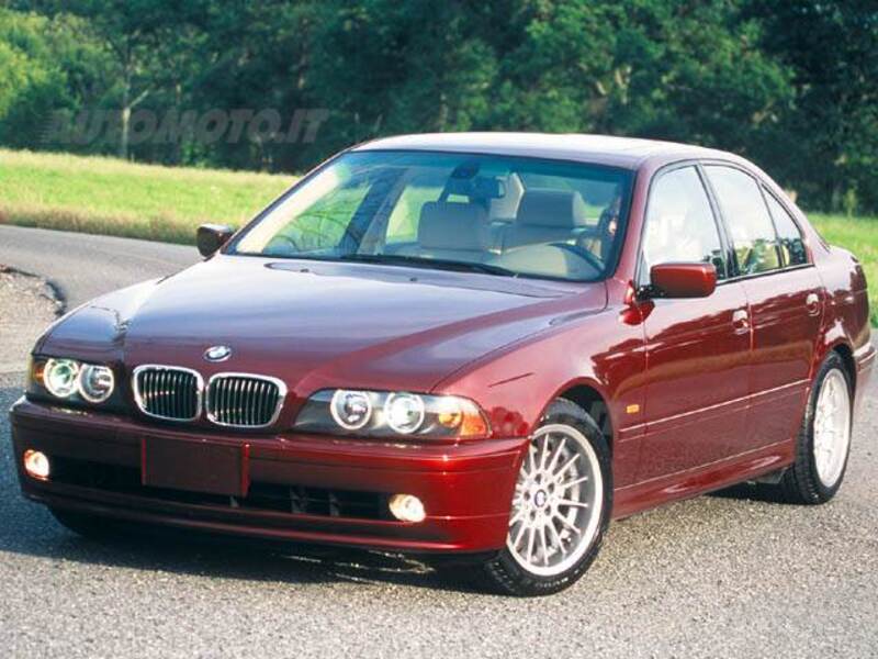 BMW Serie 5 540i 4.4 cat Eletta 