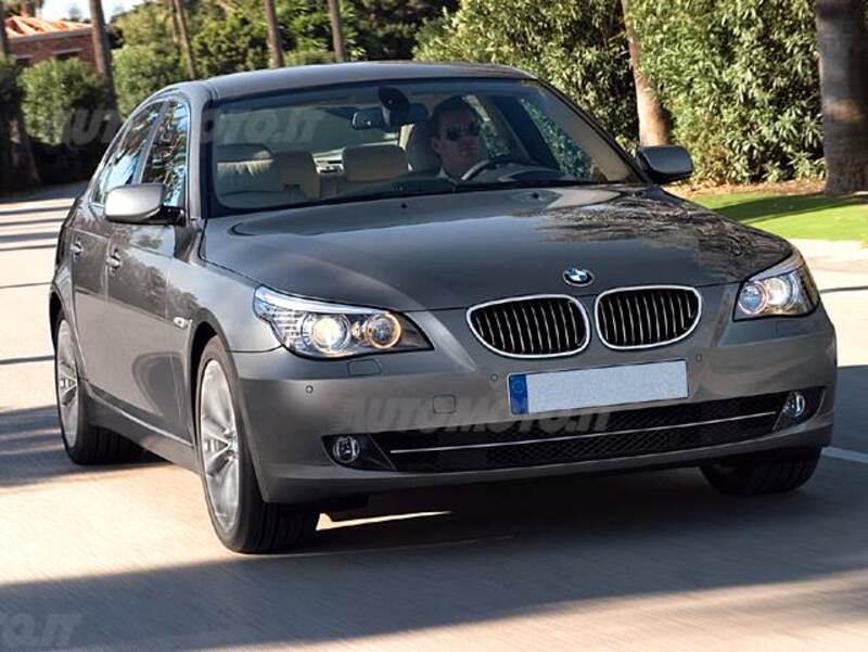 BMW Serie 5 520i cat Eletta 