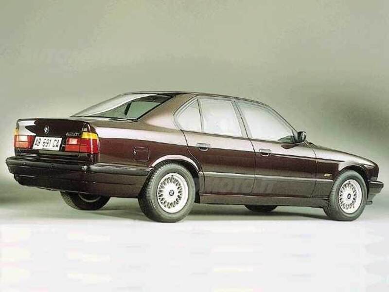 BMW Serie 5 520i 24V cat Europa
