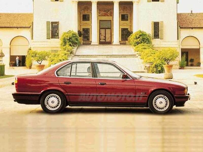 BMW Serie 5 525iX 24V cat 4x4
