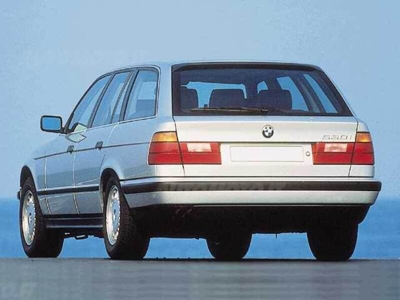 BMW Serie 5 Touring 530i V8 cat  Europa