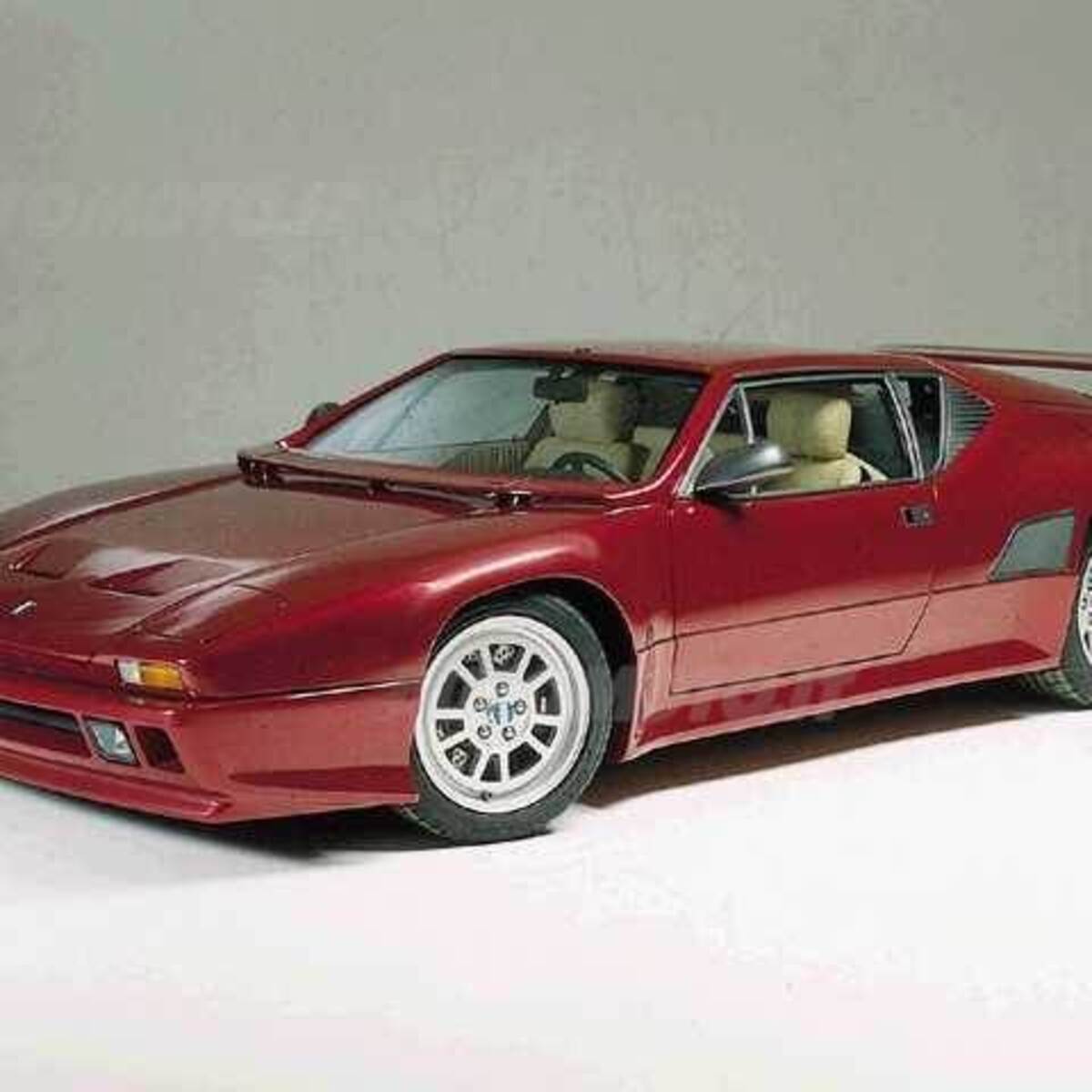 De Tomaso Pantera Coup&eacute;