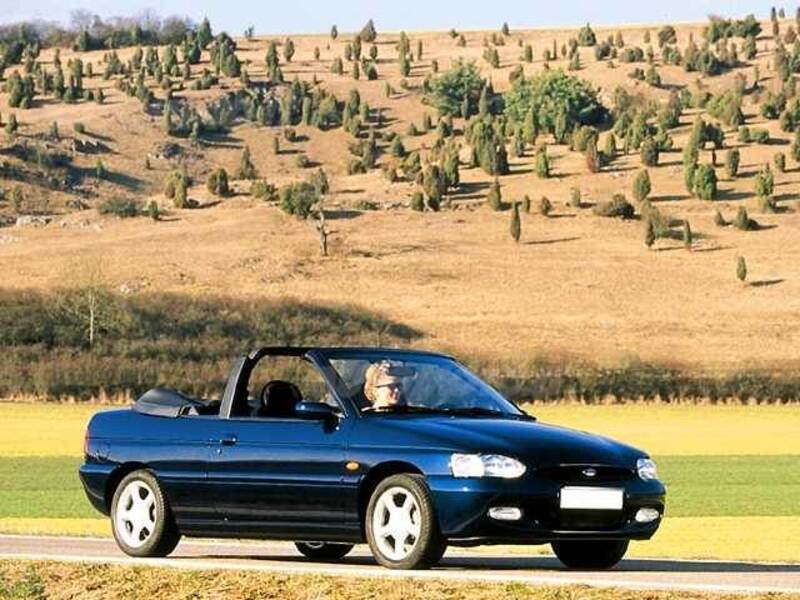 Ford Escort/Orion Cabrio 1.8i 16V cat Cabrio XR 