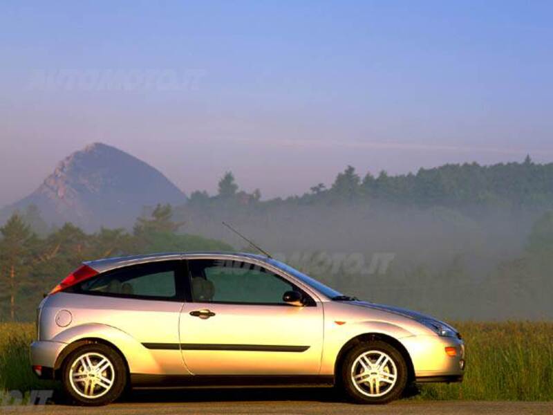 Ford Focus 2.0i 16V cat 3p. Zetec ESP