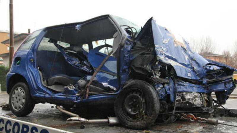 Incidente, c&#039;&egrave; un ferito: che faccio?