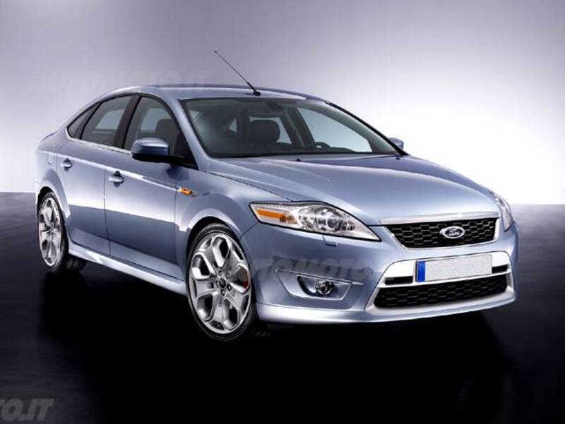 Ford Mondeo 1.8 TDCi 125 CV 5 porte Ghia