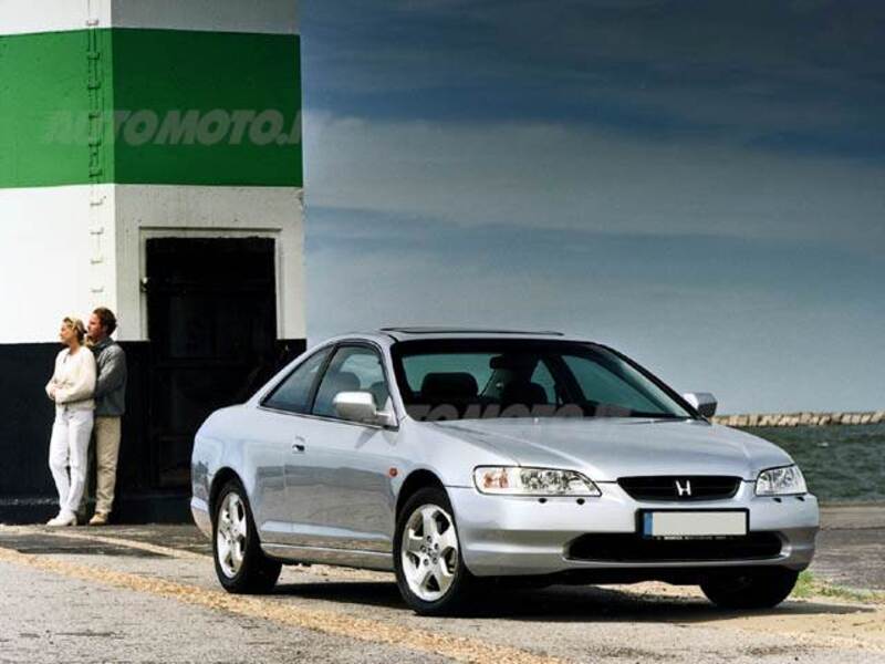 Honda Accord Coupé 3.0i V6 24V V-TEC cat