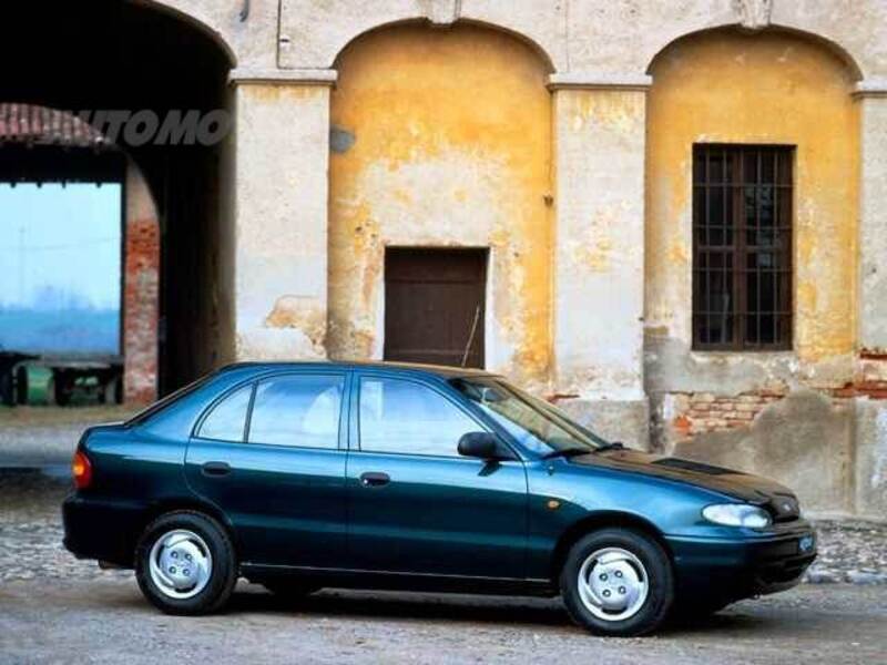 Hyundai Accent 1.3i 12V cat 5 porte LS Funny 