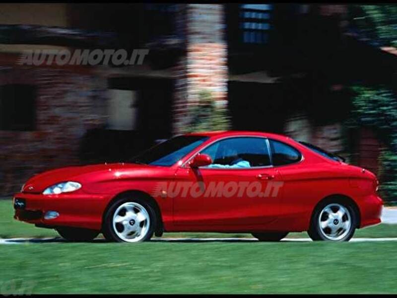 Hyundai Coupe 2.0i 16V cat