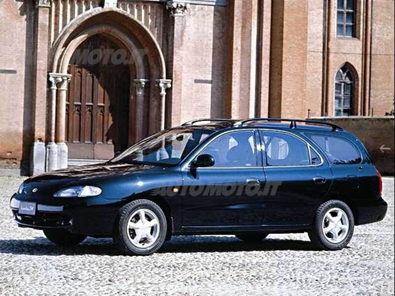 Hyundai Lantra/Elantra Station Wagon 1.6i 16V cat S.W. GLS Comfort