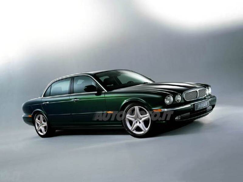 Jaguar XJ 4.2 V8 cat LWB Sovereign