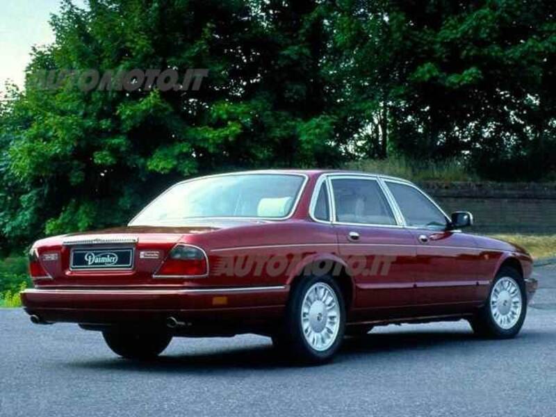 Jaguar Daimler Double Six 6.0 cat
