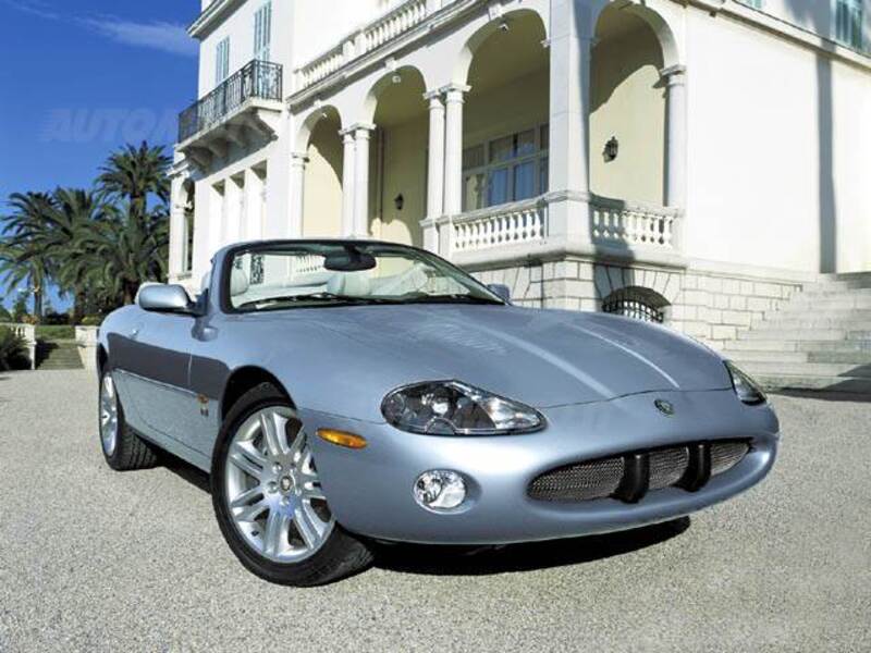 Jaguar XKR (1998-04)