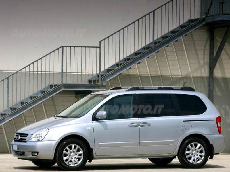 Kia Carnival 2.7 V6 24V aut.