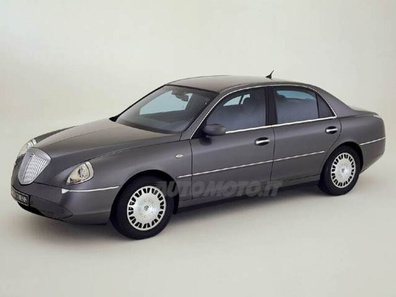 Lancia Thesis V6 24V aut. Emblema 