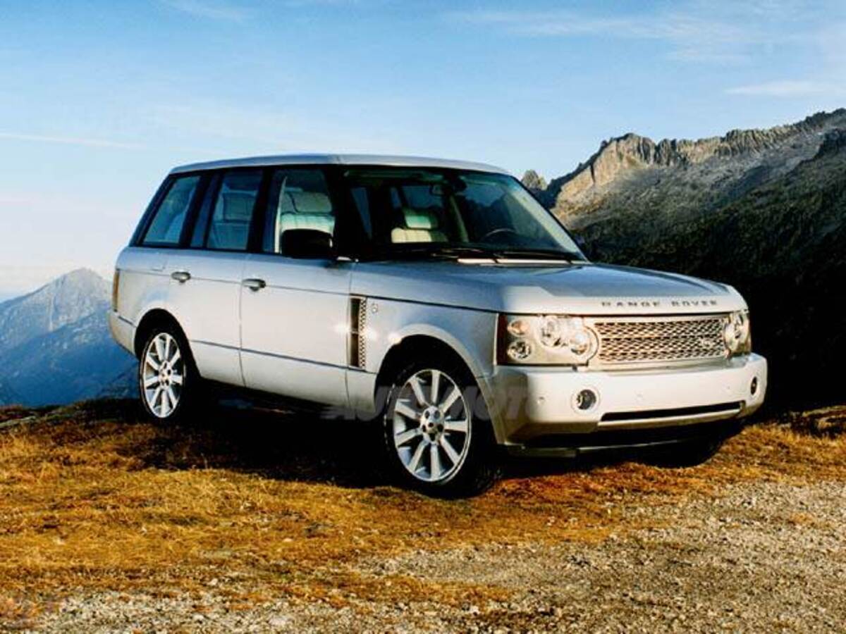 Land Rover Range Rover 4.4 V8 32V Vogue Legno: prezzo e scheda tecnica ...