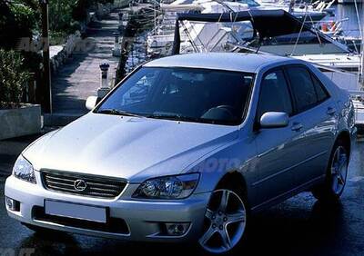 Lexus IS (1999-05)