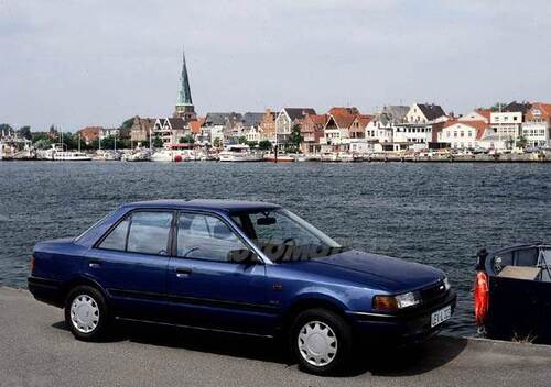 Mazda 323 Sedan (1990-92)